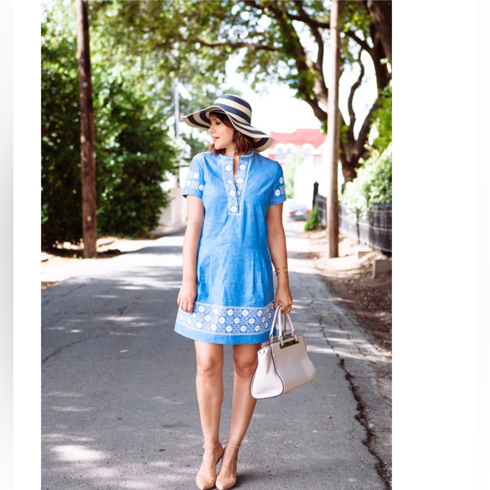 Madewell Embroidered Chambray Mini Dress Size Small Pockets